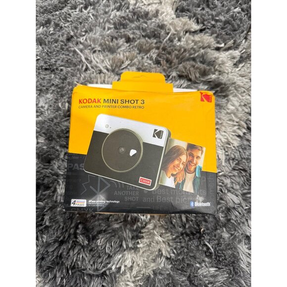 KODAK Mini Shot 3 Retro 4PASS 2-in-1 Instant Digital Camera and Photo Printer (3 - Picture 2 of 6